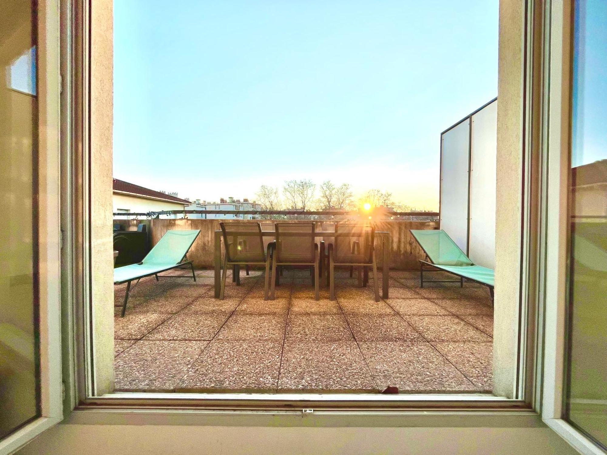 Bngo I Immense Rooftop Lyon I 2 Chambres, 4 Places Parkings, 2 Immenses Terrasses, 8 Personnes 외부 사진