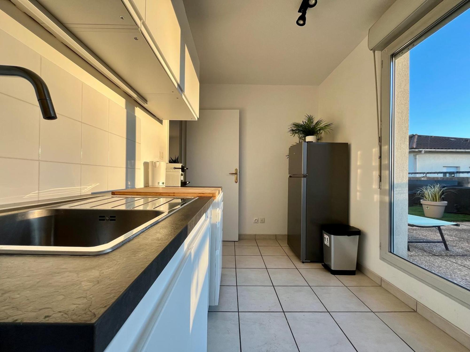 Bngo I Immense Rooftop Lyon I 2 Chambres, 4 Places Parkings, 2 Immenses Terrasses, 8 Personnes 외부 사진