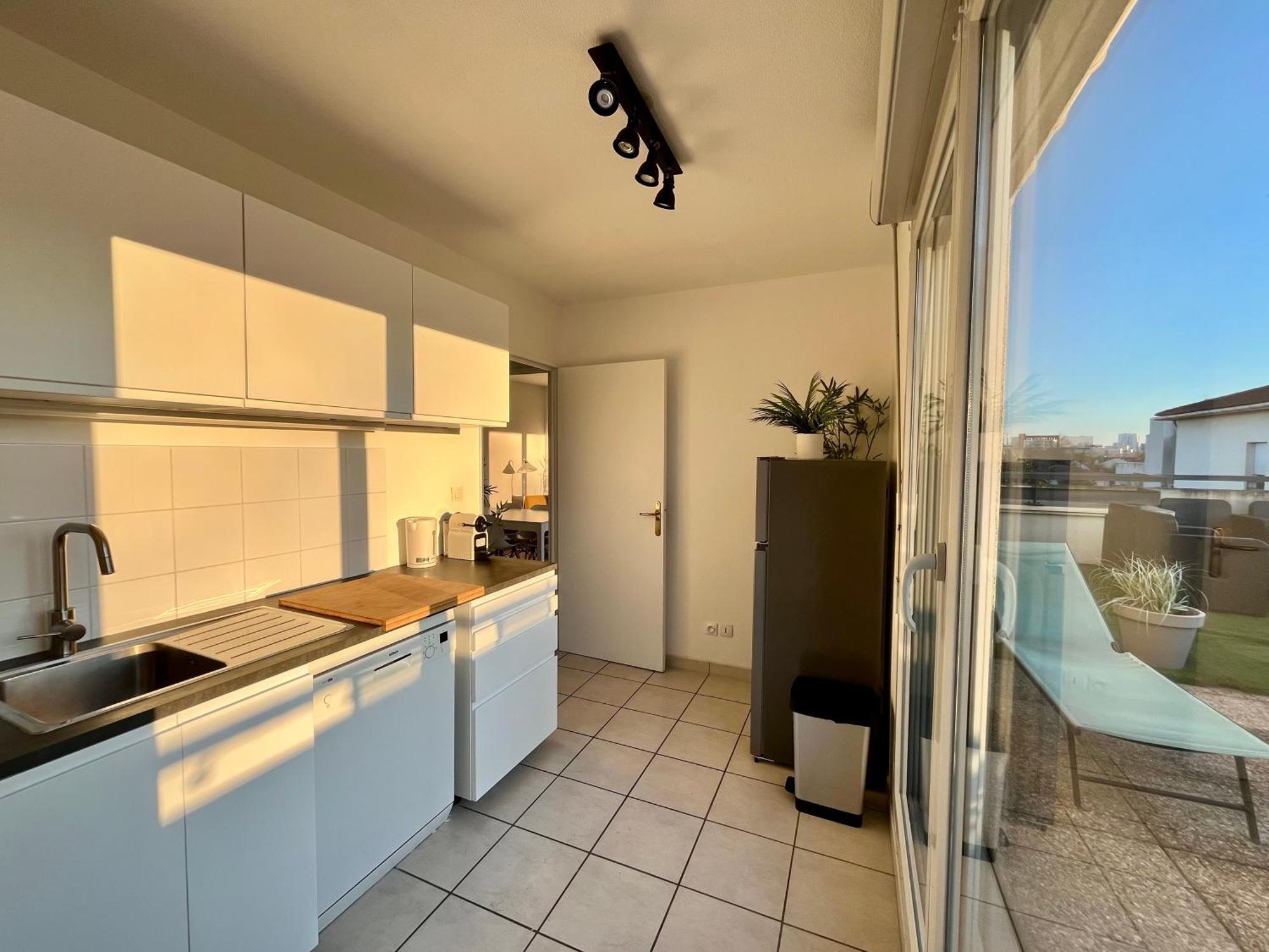 Bngo I Immense Rooftop Lyon I 2 Chambres, 4 Places Parkings, 2 Immenses Terrasses, 8 Personnes 외부 사진