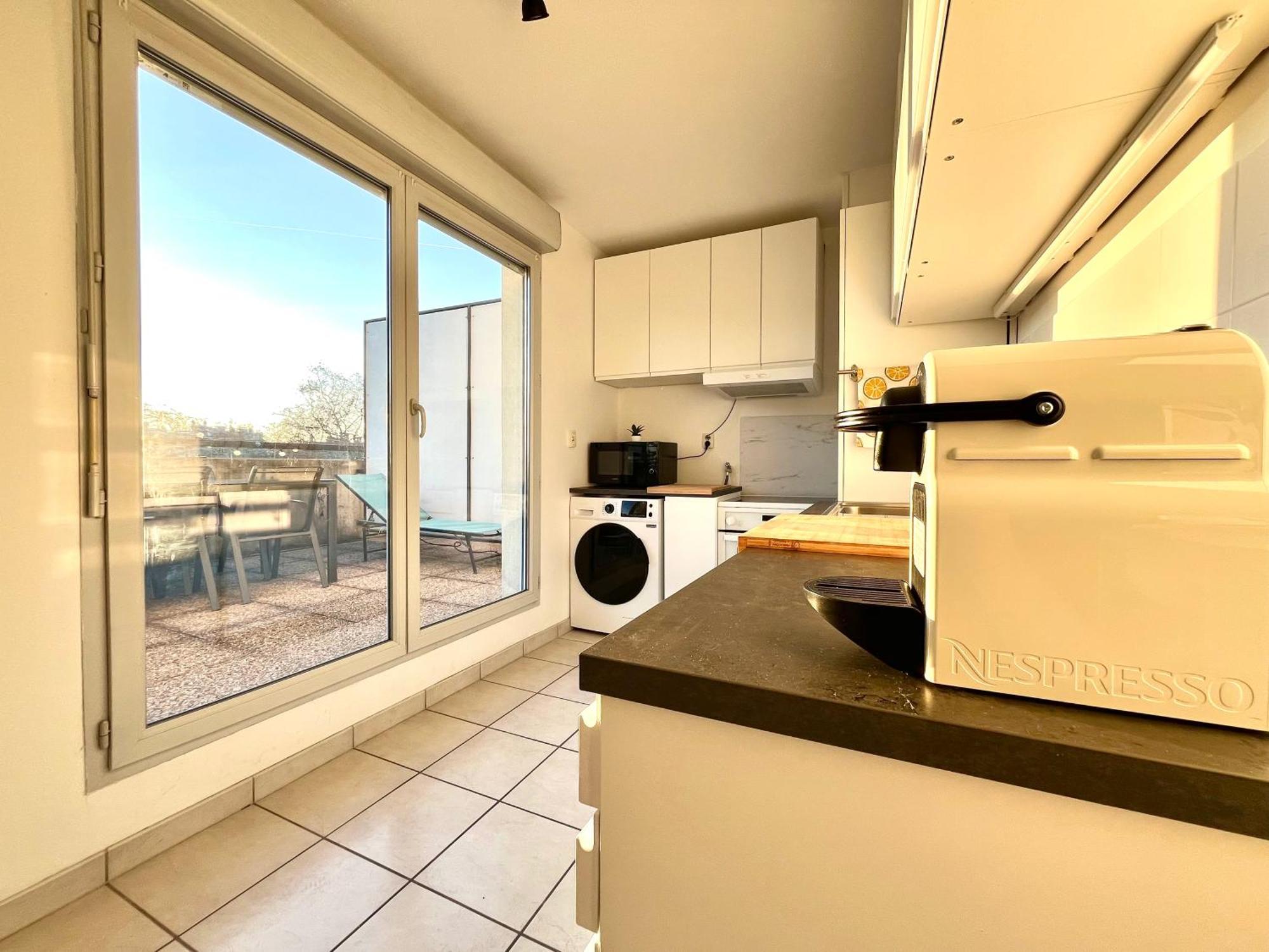 Bngo I Immense Rooftop Lyon I 2 Chambres, 4 Places Parkings, 2 Immenses Terrasses, 8 Personnes 외부 사진